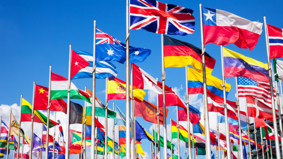 FEARLESS合同会社　公式CRS