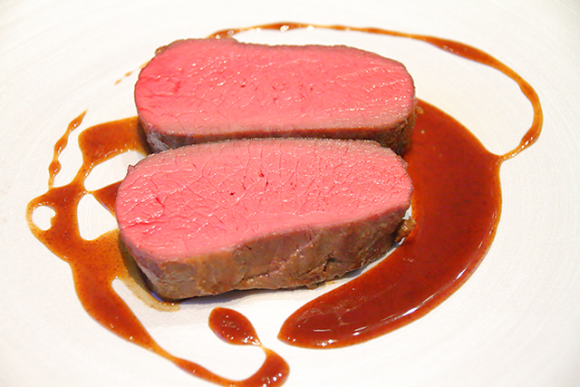 鹿ロースのポワレ