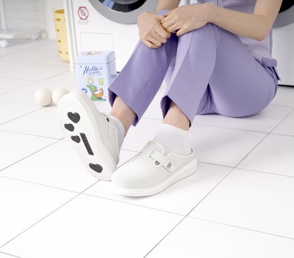 立ち仕事をしているあなたのために元看護師が開発した「ディープクッション」！