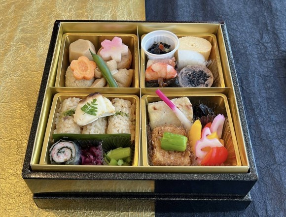 「歌舞伎座」×「榮太樓總本鋪」「山本海苔店」「にんべん」 幕間に堪能する「花舞台弁当」