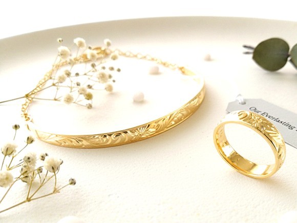 彫り模様で定番・人気の「ハワイアンジュエリー」を、自分好みにアレンジしたオーダーメイドアイテムにしませんか。