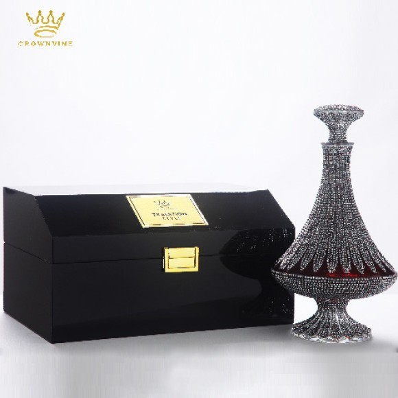 アイルランド産 トラディション スタイル ブランデー に ブラックパール ヘマタイト クリスタル が 日本限定の発売開始