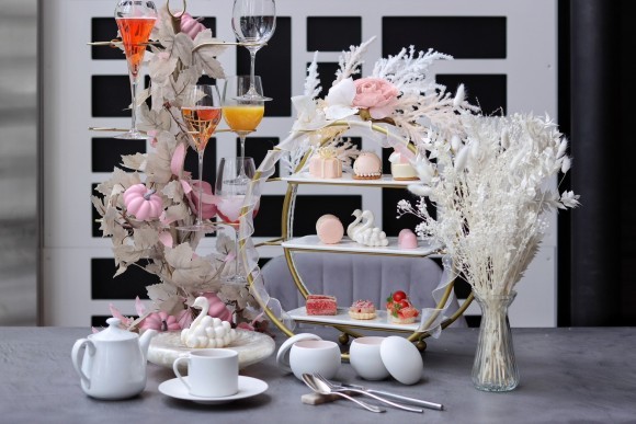 〜Whispers of Winter Forest 〜 Swan Lake Afternoon Tea