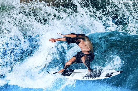 citywave Tokyo サーフィンライディング画像